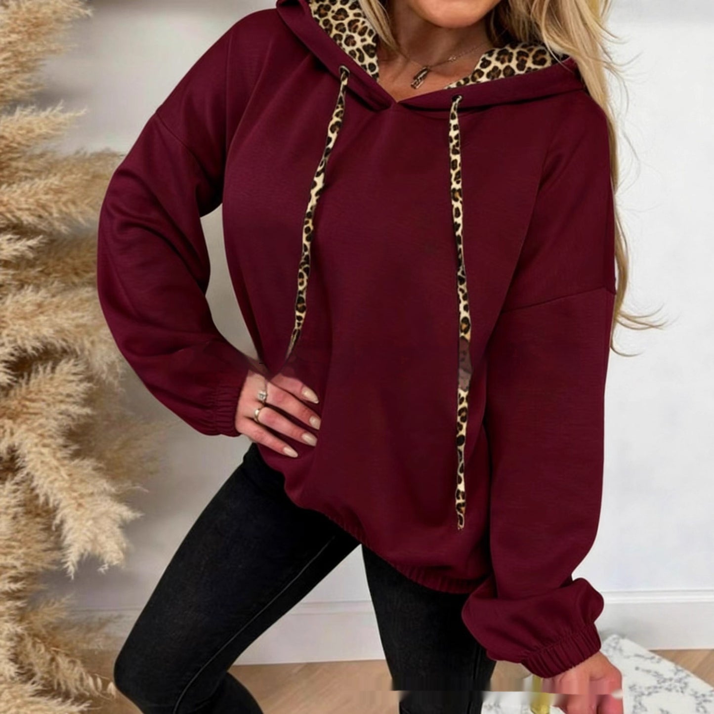 Solid-color Side-panel Leopard-print Patchwork Hooded Long-sleeve Sweatshirt