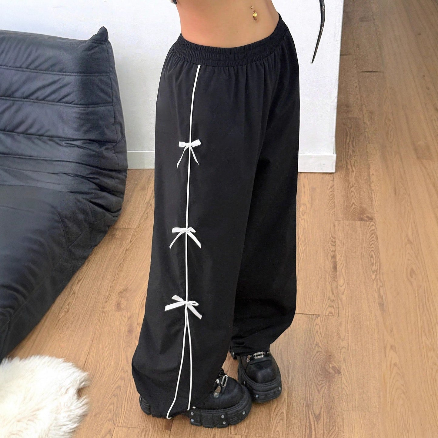 Versatile Relaxed-fit Design-forward Straight-leg Pants