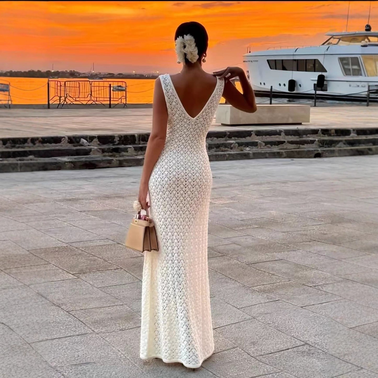 Fashionable Minimalist And Elegant Womens Dress