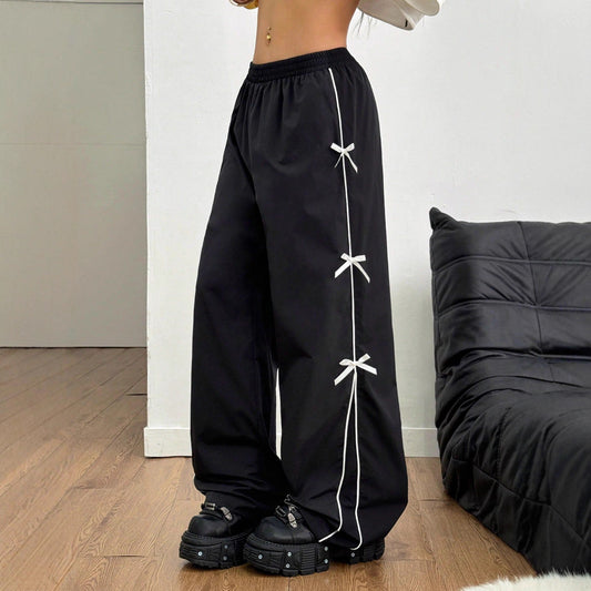 Versatile Relaxed-fit Design-forward Straight-leg Pants