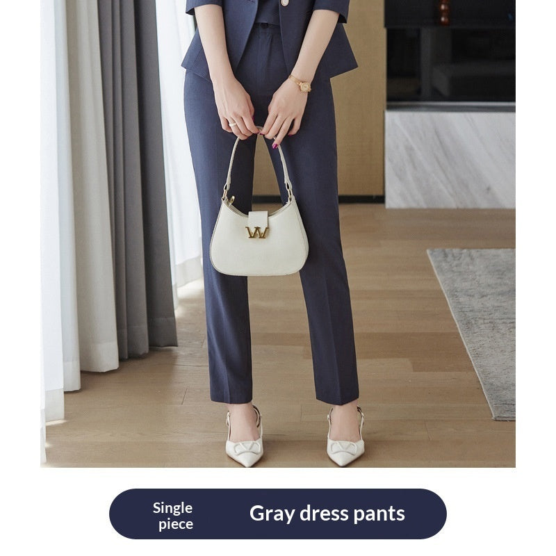 Stylish Slim-fit Pants For Petite Women That Enhance Your Figure And Elevate Your Look