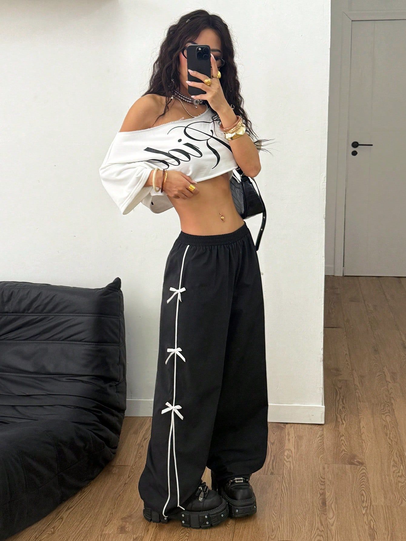 Versatile Relaxed-fit Design-forward Straight-leg Pants