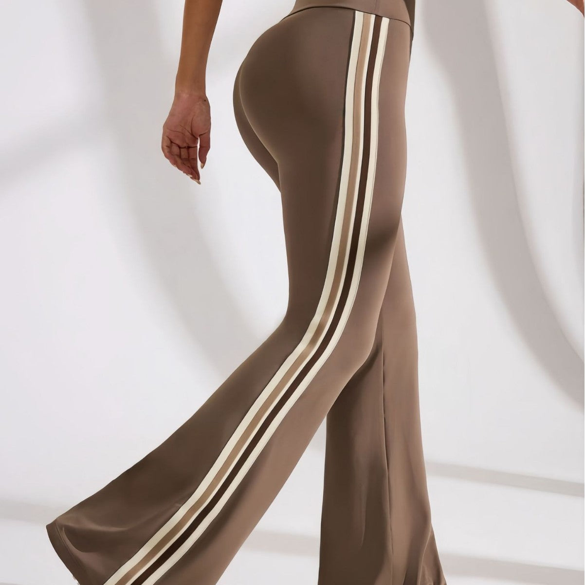 Moisture-wicking Flared Pants That Cinch The Waist And Make Your Legs Look Longer