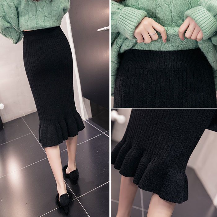Knitted Skirt With Ruffled Hem High Waist And A Fitted Mermaid Silhouette